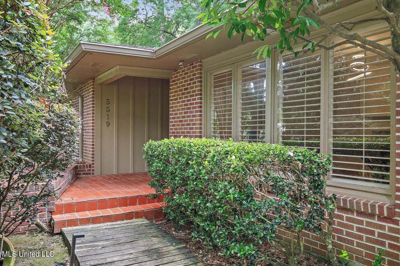 5519 Ridgewood Road Jackson, MS 39211 - Photo 5 of 81 04-5519 Ridgewood Rd