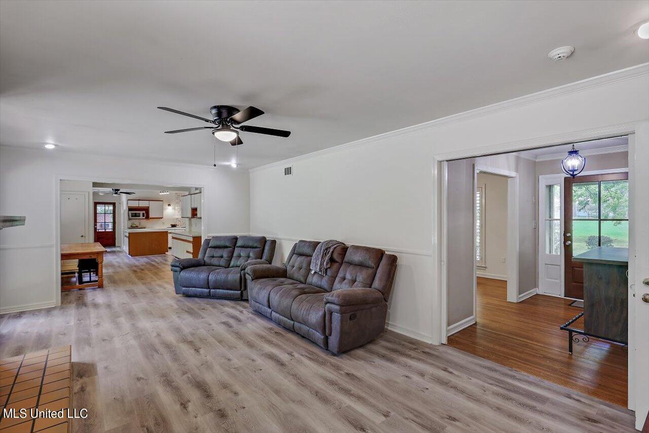 5519 Ridgewood Road Jackson, MS 39211 - Photo 9 of 81 10-5519 Ridgewood Rd