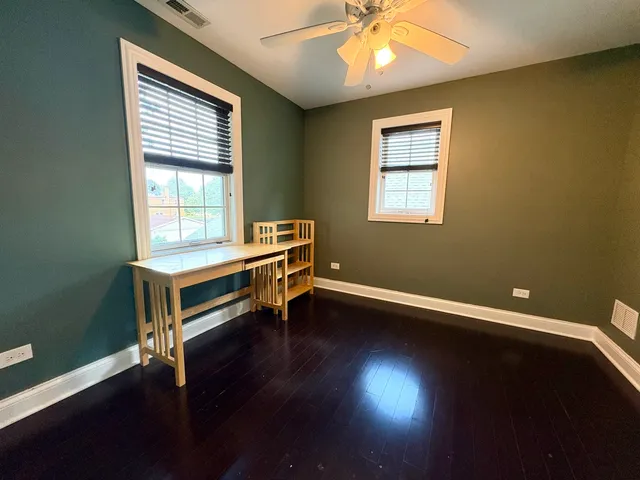 $416,500 | 9210 South Trumbull Avenue, Evergreen Park, IL 60805