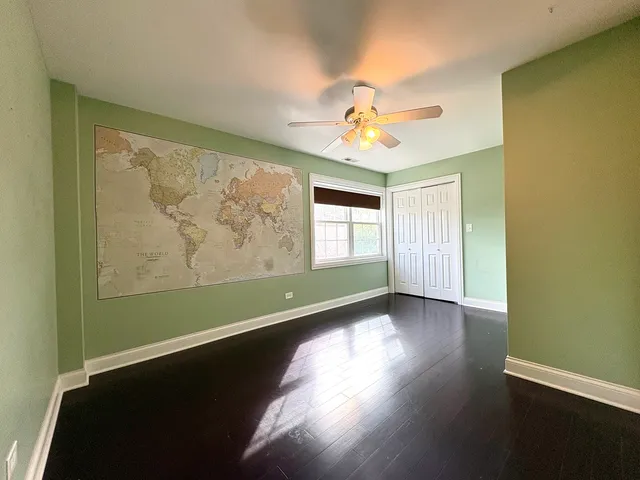 $416,500 | 9210 South Trumbull Avenue, Evergreen Park, IL 60805