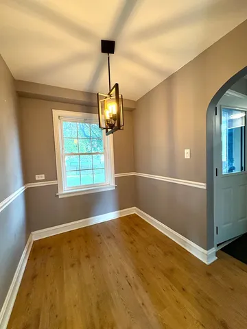 $416,500 | 9210 South Trumbull Avenue, Evergreen Park, IL 60805