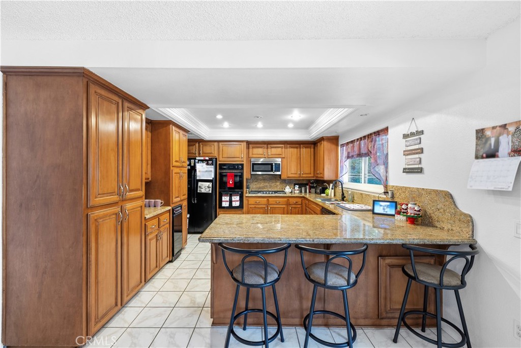 6801 Rycroft Drive Riverside, CA 92506 - Photo 15 of 39