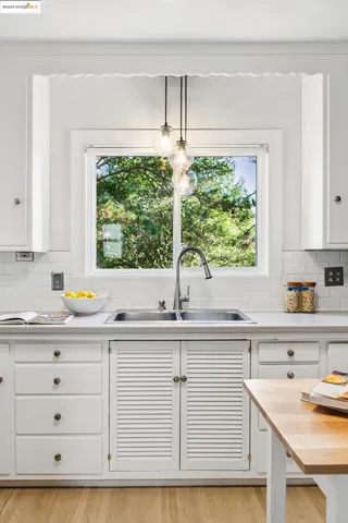 $695,000 | 4539 Pampas Avenue, Oakland, CA 94619