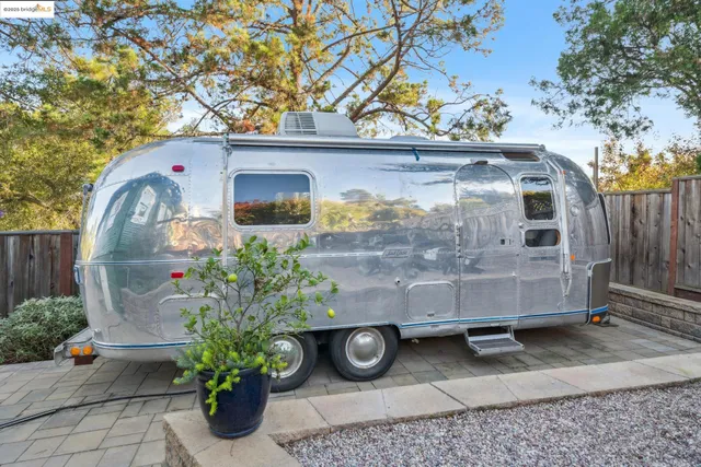 $695,000 | 4539 Pampas Avenue, Oakland, CA 94619