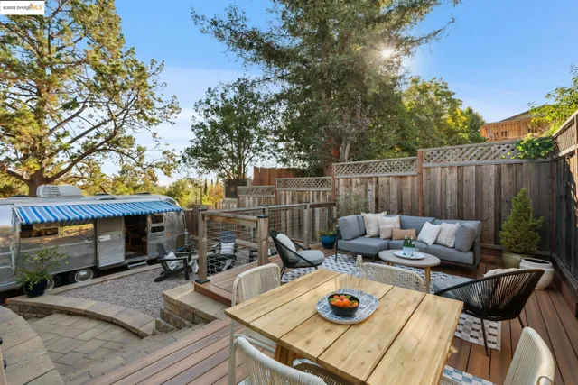 $695,000 | 4539 Pampas Avenue, Oakland, CA 94619