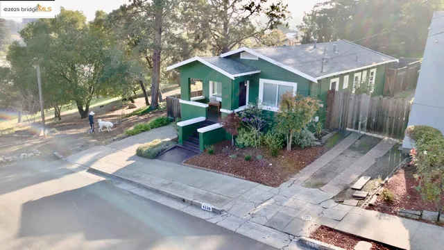 $695,000 | 4539 Pampas Avenue, Oakland, CA 94619