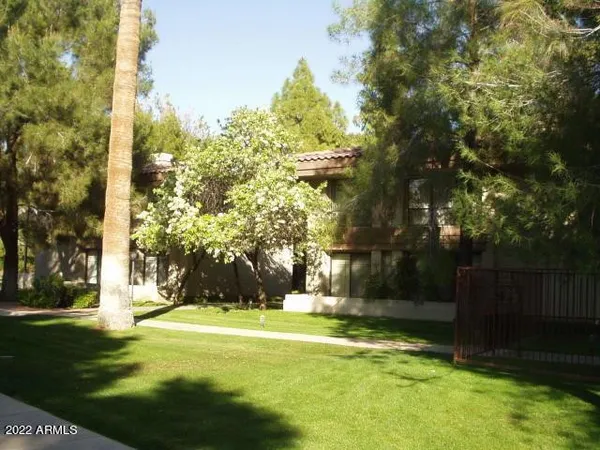 $1,600 | 5035 North 10th Place, Unit 201, Phoenix, AZ 85014