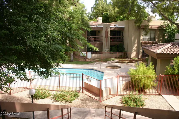 $1,600 | 5035 North 10th Place, Unit 201, Phoenix, AZ 85014