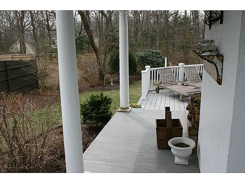 98 Overhill Road Warwick, RI 02818 - Photo 9 of 19 Exterior Front.