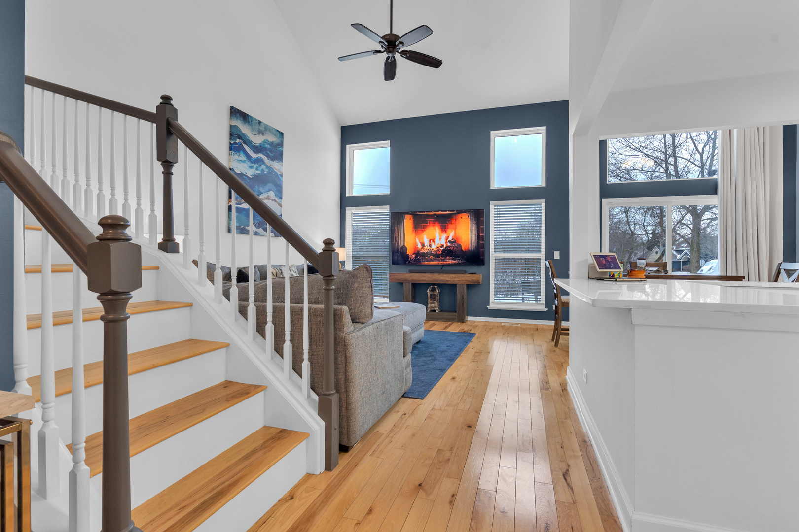 20 Peach Tree Court Algonquin, IL 60102 - Photo 3 of 26