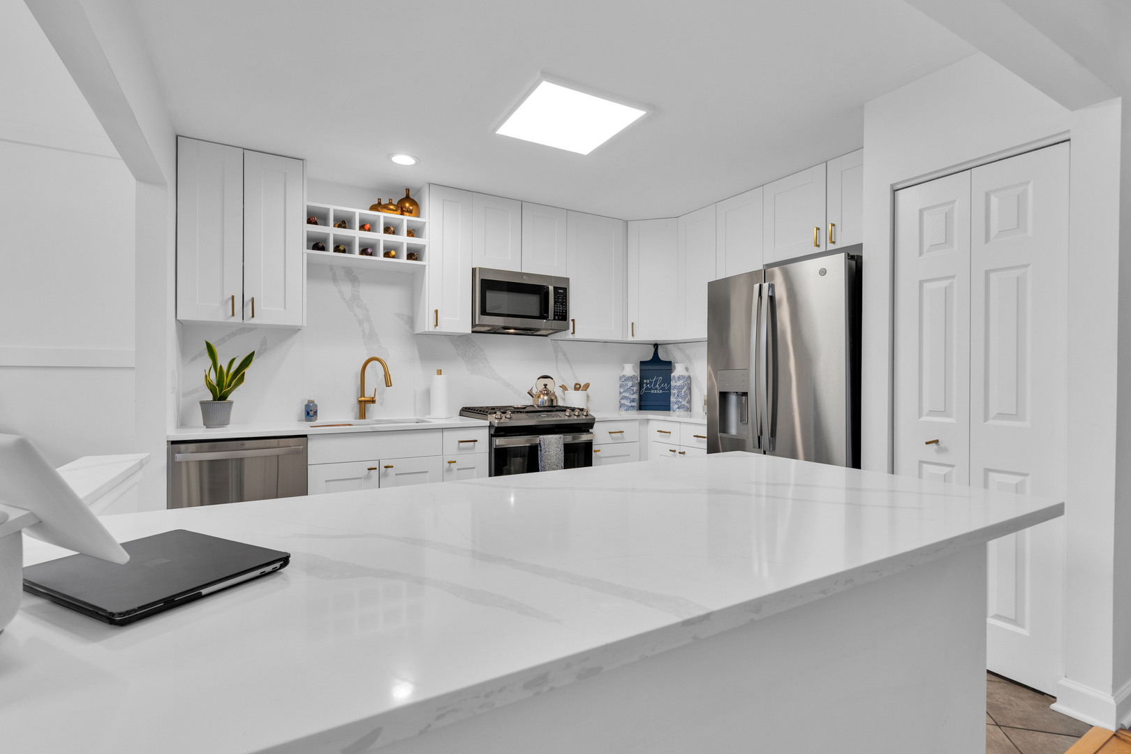 20 Peach Tree Court Algonquin, IL 60102 - Photo 8 of 26