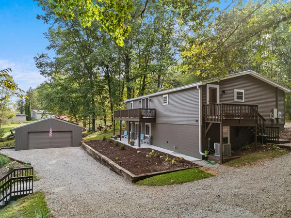 $379,999 | 7841 Topinabee Drive, Montgomery, MI 49255