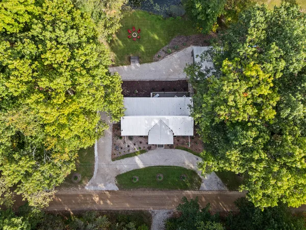 $379,999 | 7841 Topinabee Drive, Montgomery, MI 49255