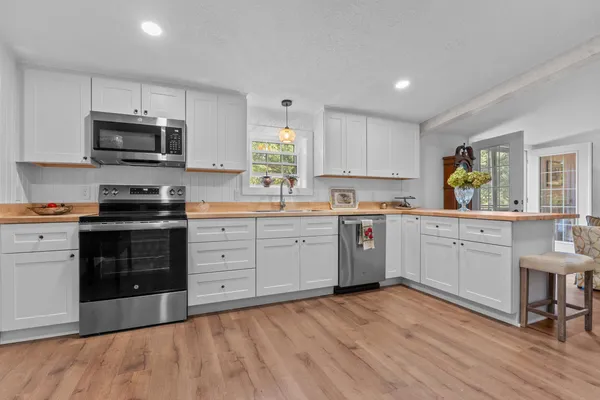 $379,999 | 7841 Topinabee Drive, Montgomery, MI 49255