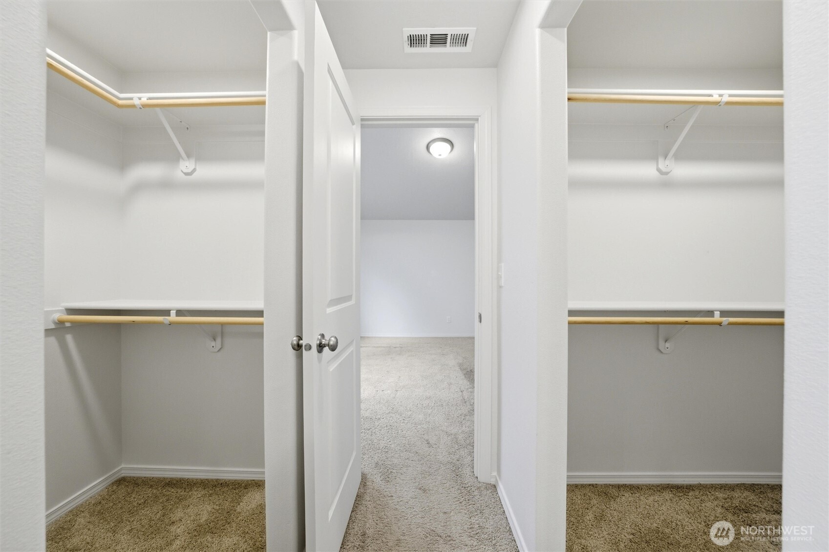 1032 West Sequoia Road Moses Lake, WA 98837 - Photo 13 of 28