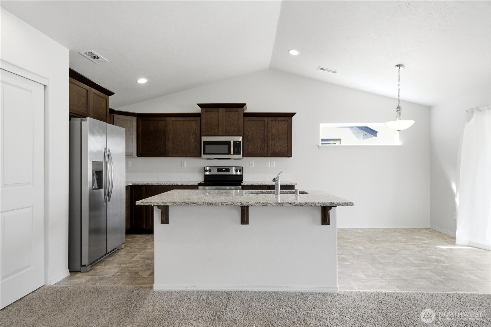 1032 West Sequoia Road Moses Lake, WA 98837 - Photo 16 of 28