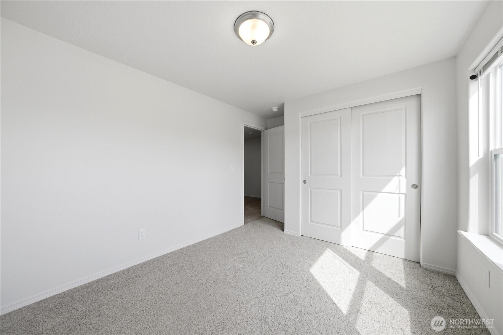 1032 West Sequoia Road Moses Lake, WA 98837 - Photo 4 of 28