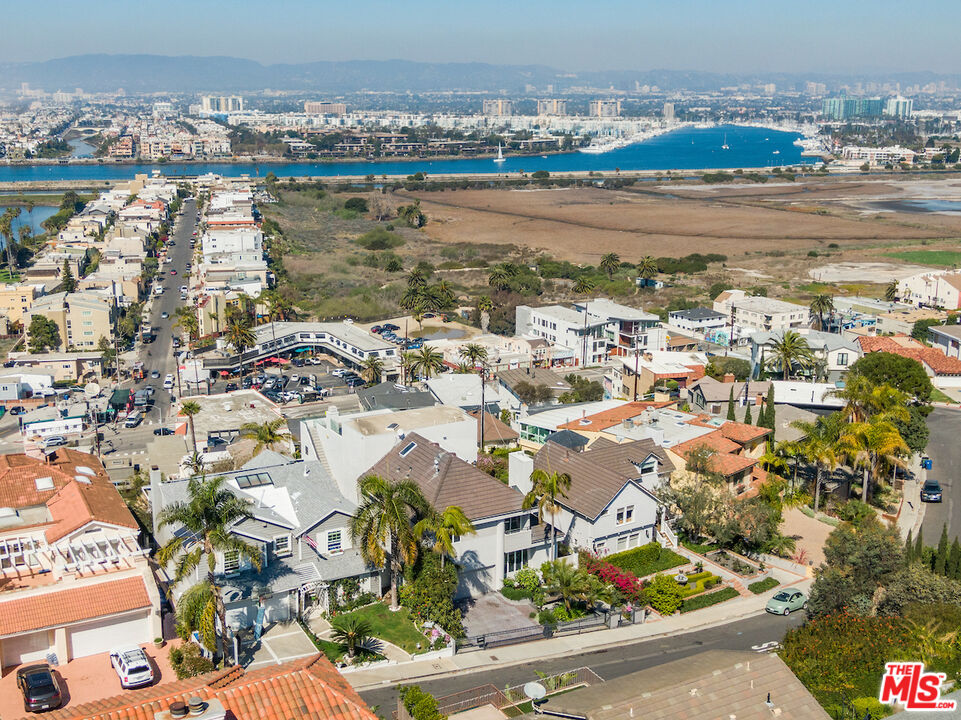 227 Fowling Street Playa del Rey, CA 90293 - Photo 17 of 66