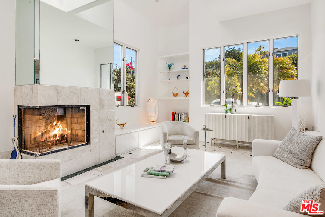 227 Fowling Street Playa del Rey, CA 90293 - Photo 5 of 66