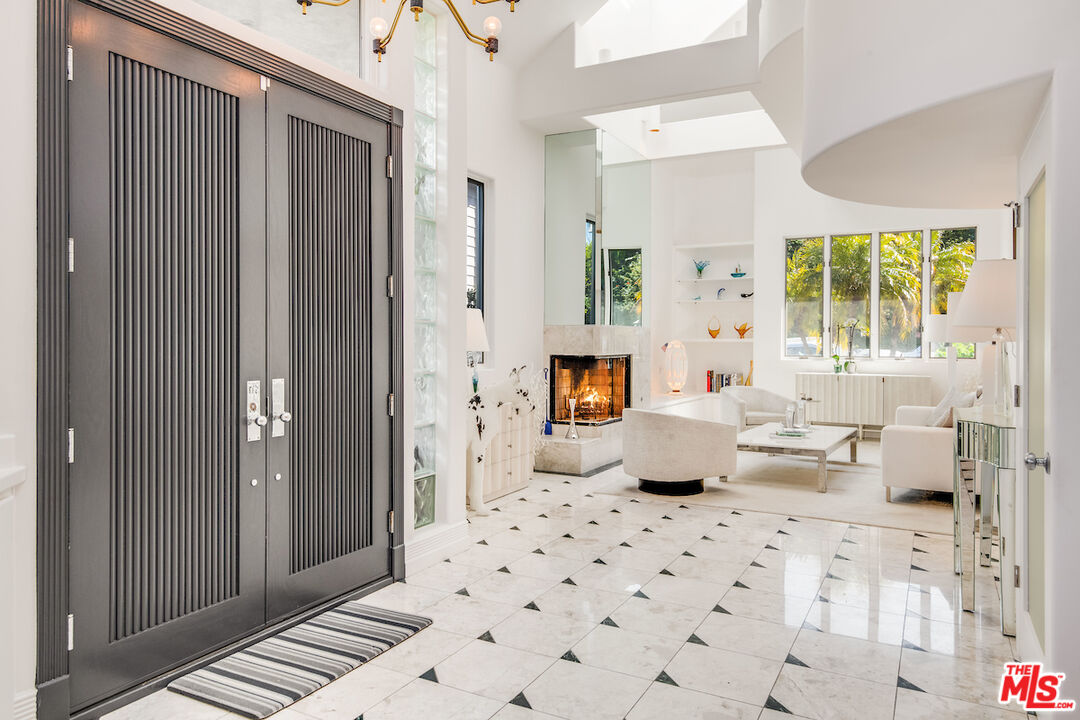 227 Fowling Street Playa del Rey, CA 90293 - Photo 7 of 66