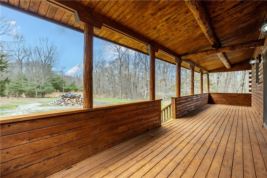 92 East Killingly Road Foster, RI 02825 - Photo 5 of 21
