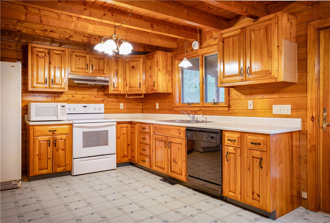 92 East Killingly Road Foster, RI 02825 - Photo 10 of 21