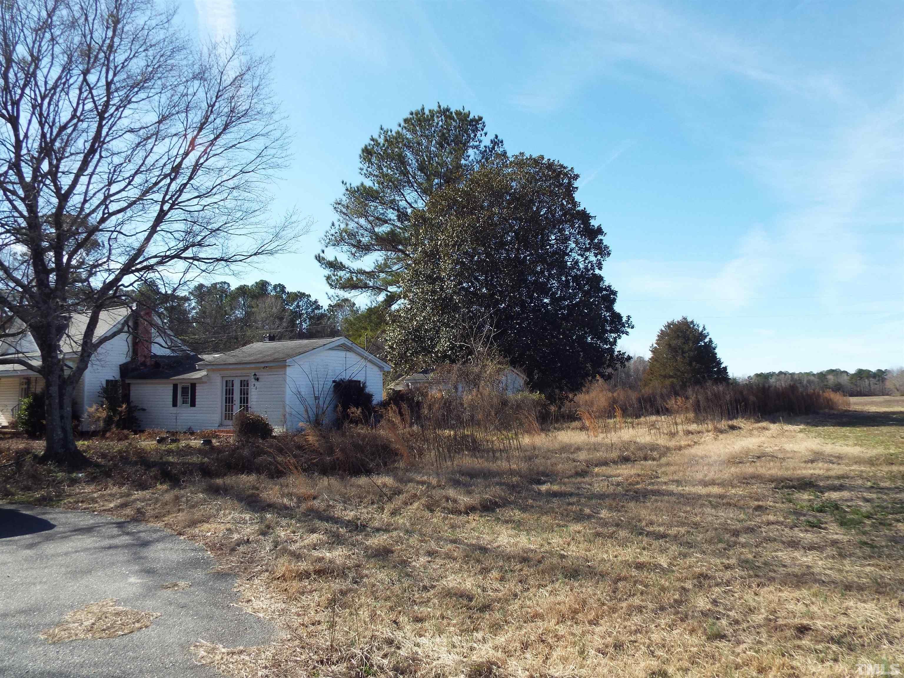 99 Starline Road Selma, NC 27576 - Photo 5 of 17 Gallery Image 5
