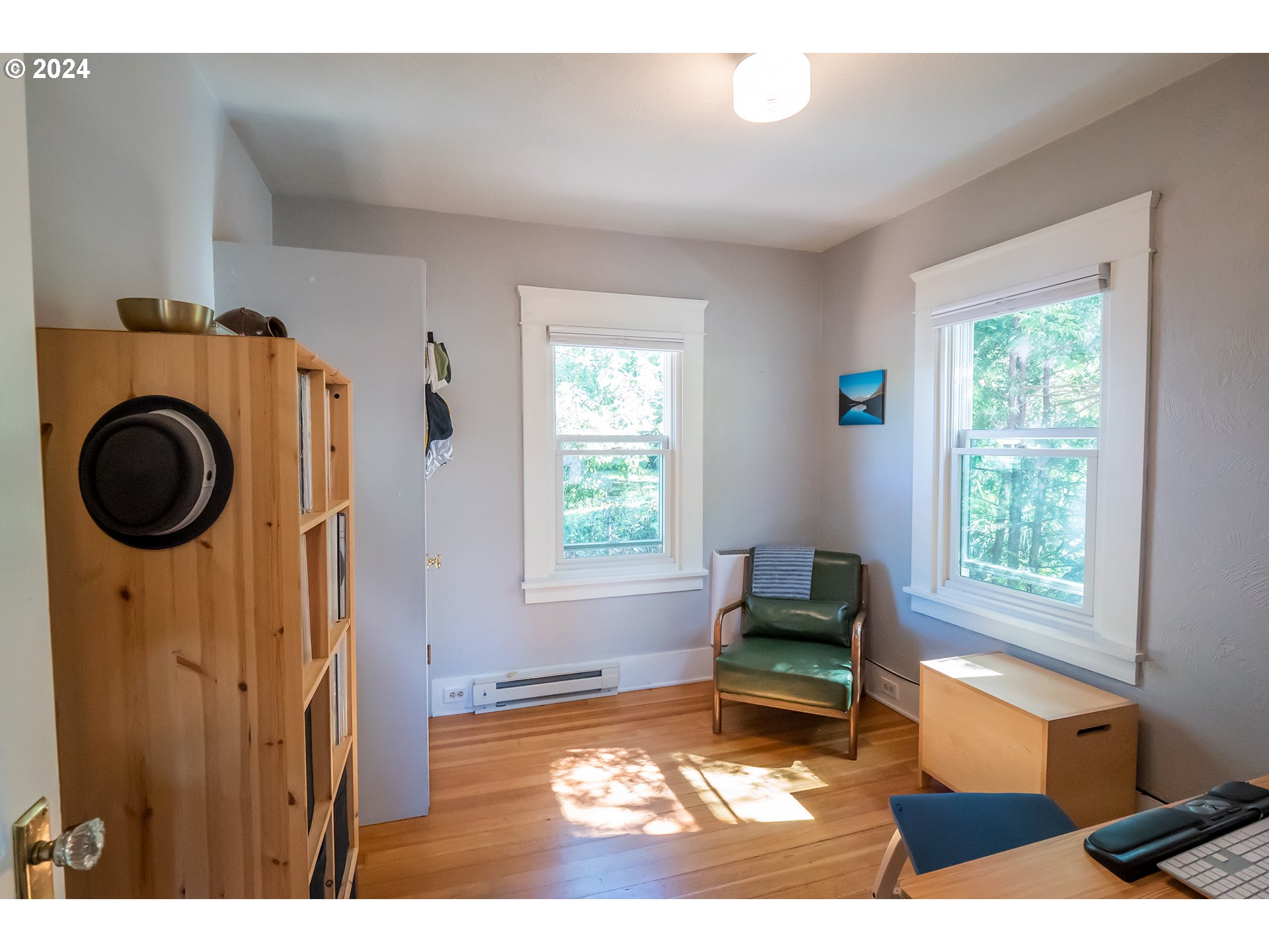 327 Clark Street Eugene, OR 97401 - Photo 17 of 42 a living room with furniture and a chair