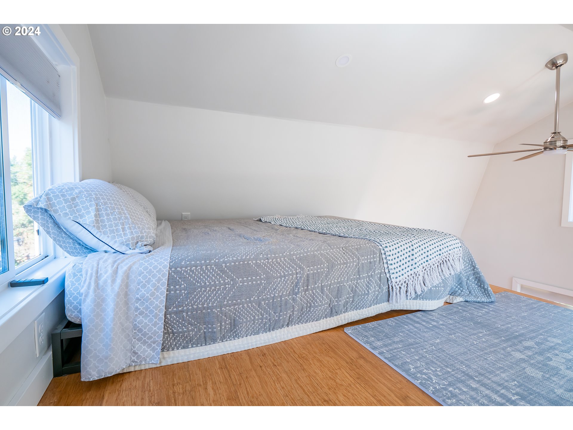 327 Clark Street Eugene, OR 97401 - Photo 25 of 42 a view of bedroom
