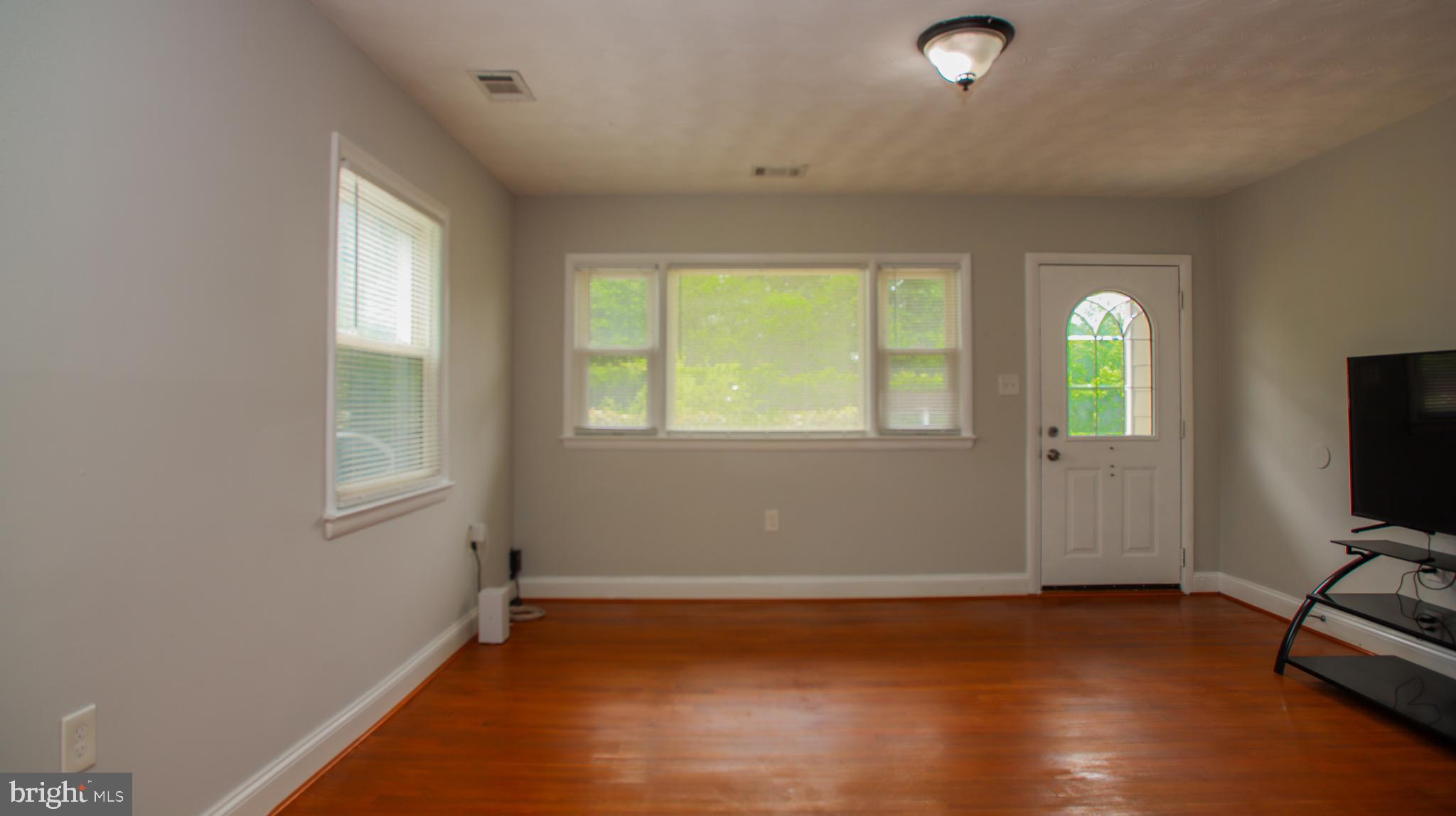 5602 Odell Road Beltsville, MD 20705 - Photo 13 of 23