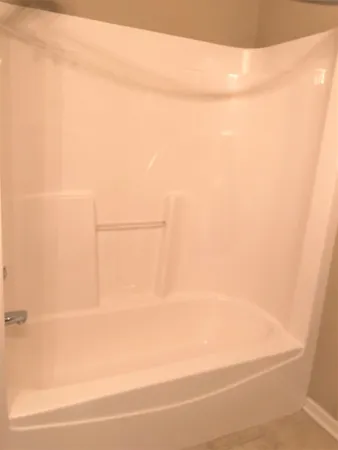 $2,500 | 1609 Fredericksburg Lane, Unit 1609, Aurora, IL 60503