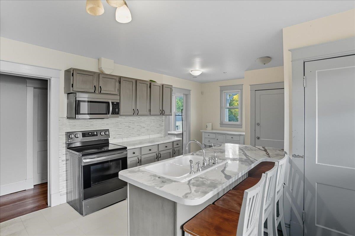 15 Shedd Place Rutland, VT 05701 - Photo 11 of 35