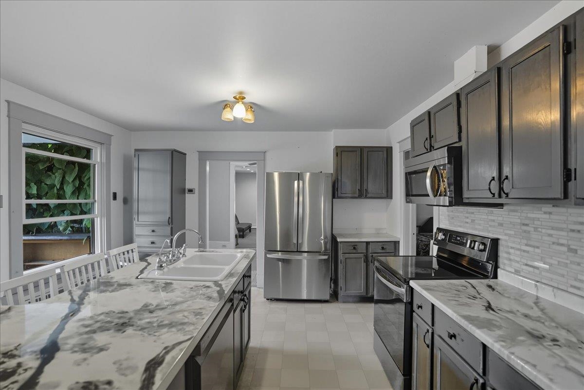 15 Shedd Place Rutland, VT 05701 - Photo 13 of 35