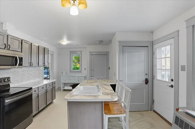 $280,000 | 15 Shedd Place, Rutland, VT 05701