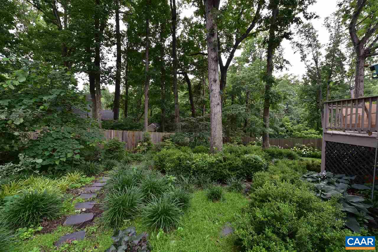 322 North Bennington Road Charlottesville, VA 22901 - Photo 33 of 39 a view of outdoor space and yard