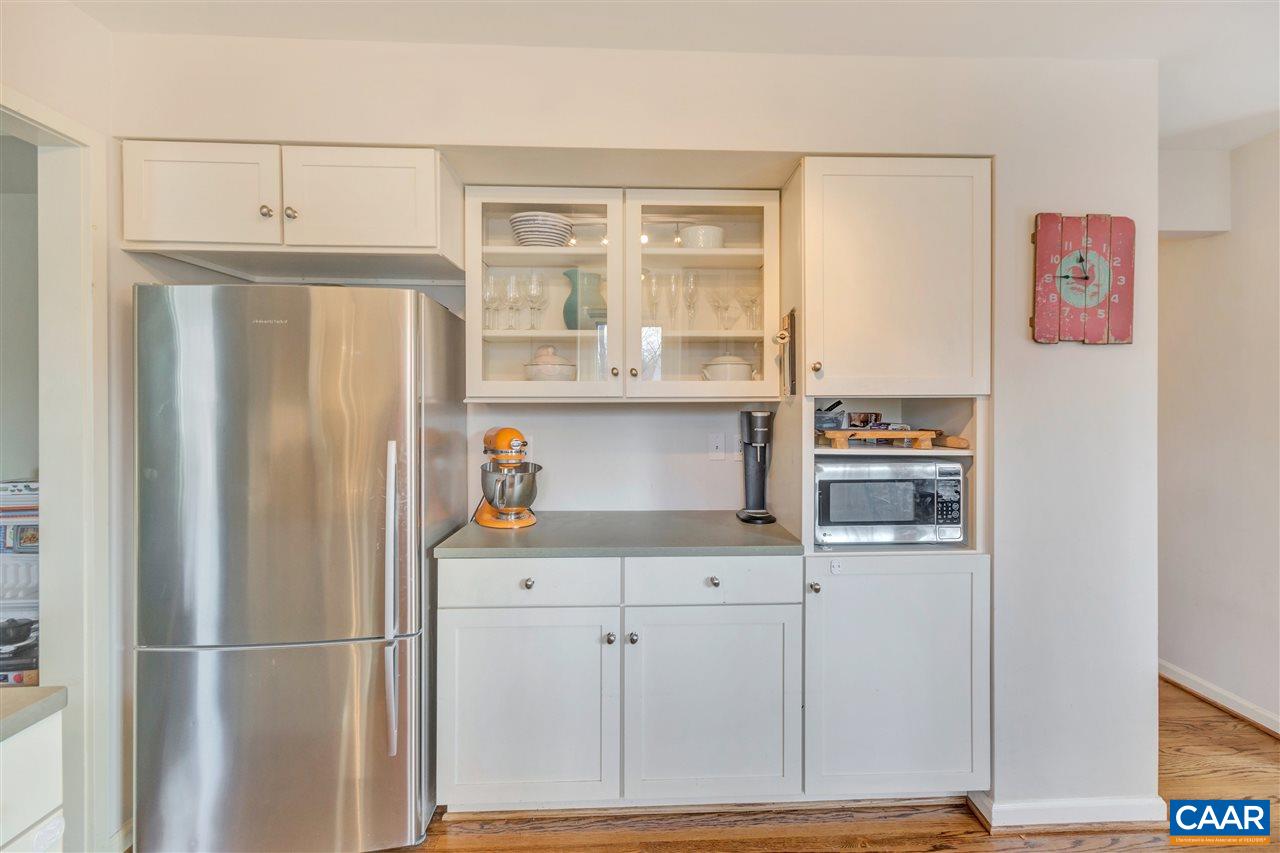 322 North Bennington Road Charlottesville, VA 22901 - Photo 7 of 39 a kitchen with stainless steel appliances a refrigerator and cabinets