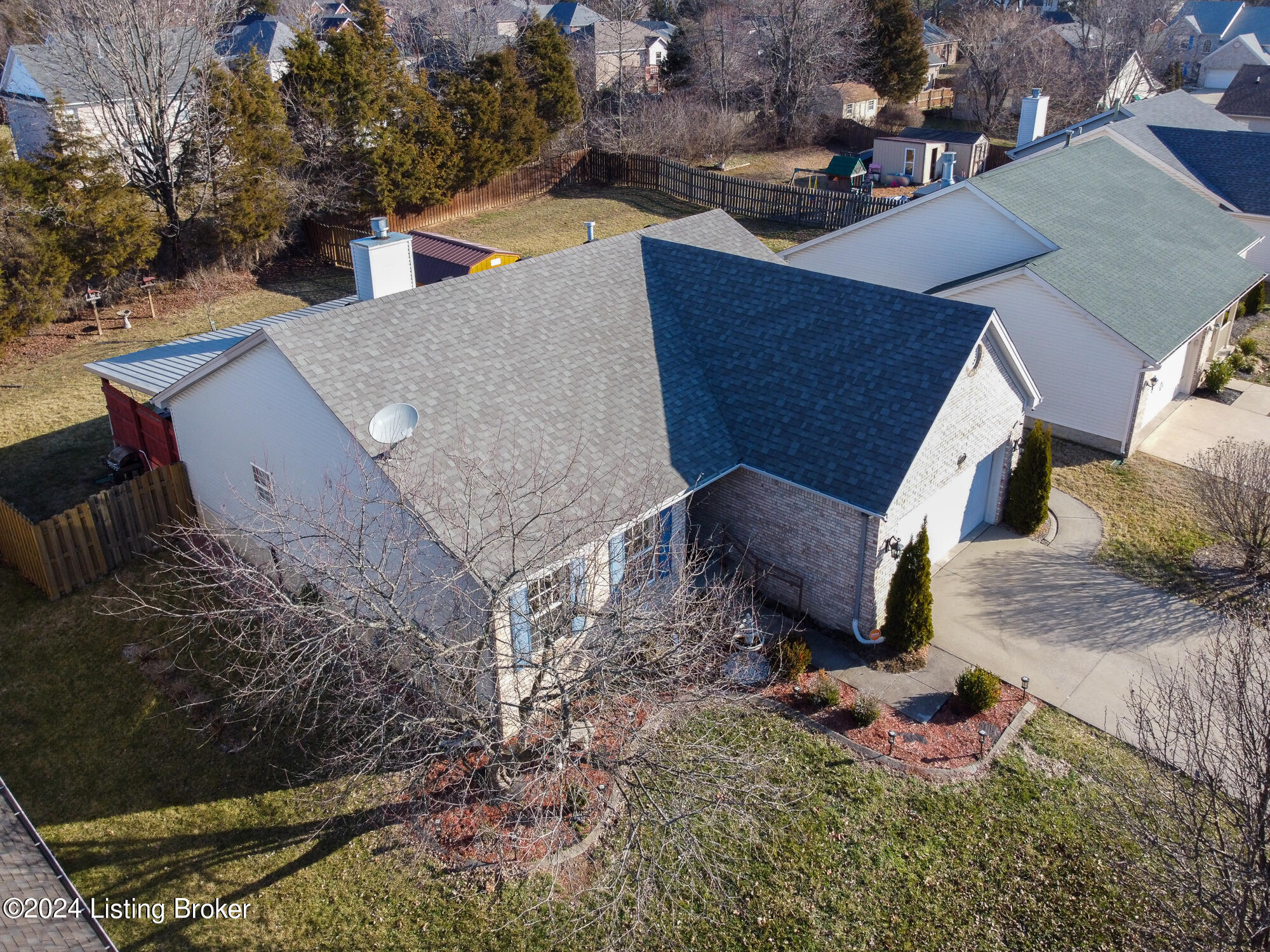 7239 Quindero Run Road Louisville, KY 40228 - Photo 8 of 31 DJI_0355