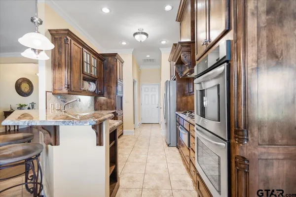 $729,000 | 4789 Sunrise Drive, Chandler, TX 75758