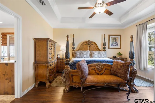 $729,000 | 4789 Sunrise Drive, Chandler, TX 75758
