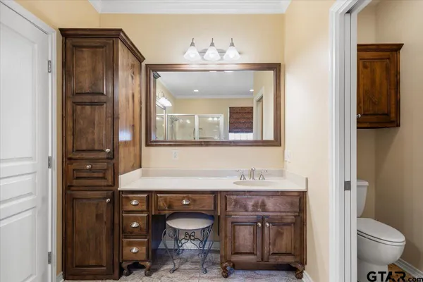$729,000 | 4789 Sunrise Drive, Chandler, TX 75758