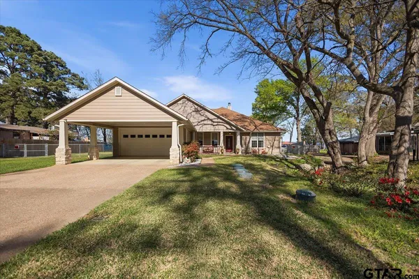 $729,000 | 4789 Sunrise Drive, Chandler, TX 75758