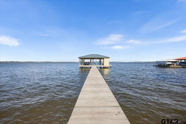 $729,000 | 4789 Sunrise Drive, Chandler, TX 75758