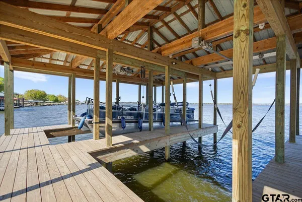 $729,000 | 4789 Sunrise Drive, Chandler, TX 75758