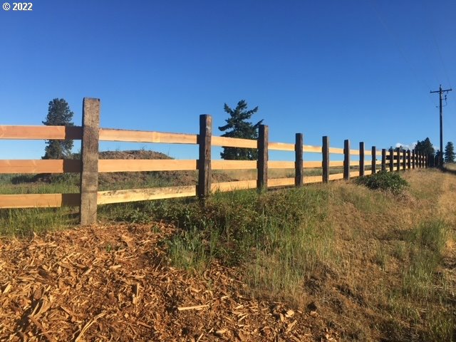 537 Cedar Valley Road Goldendale, WA 98620 - Photo 8 of 24 a view of ocean