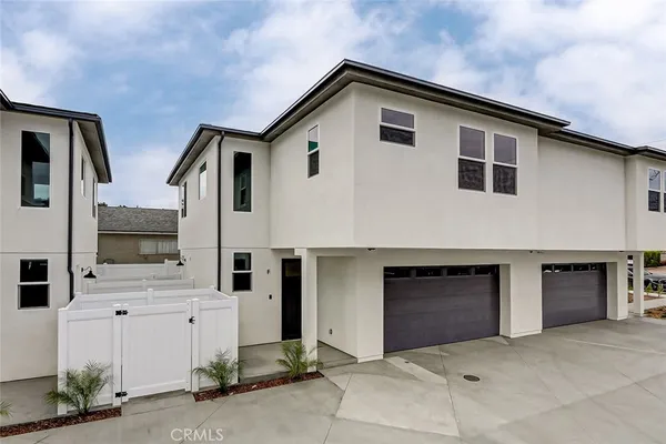 $849,000 | 26016 Oak Street, Unit F, Lomita, CA 90717
