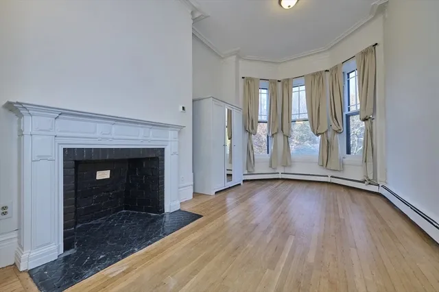 $5,400 | 230 Commonwealth Avenue, Unit 5, Boston, MA 02116