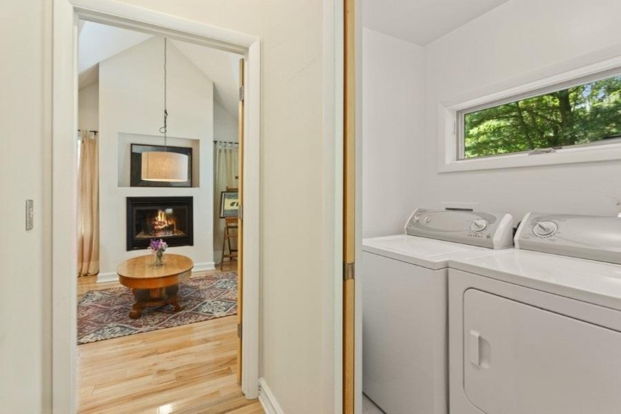 16060 Ruffino Road Union Pier, MI 49129 - Photo 18 of 58 Laundry