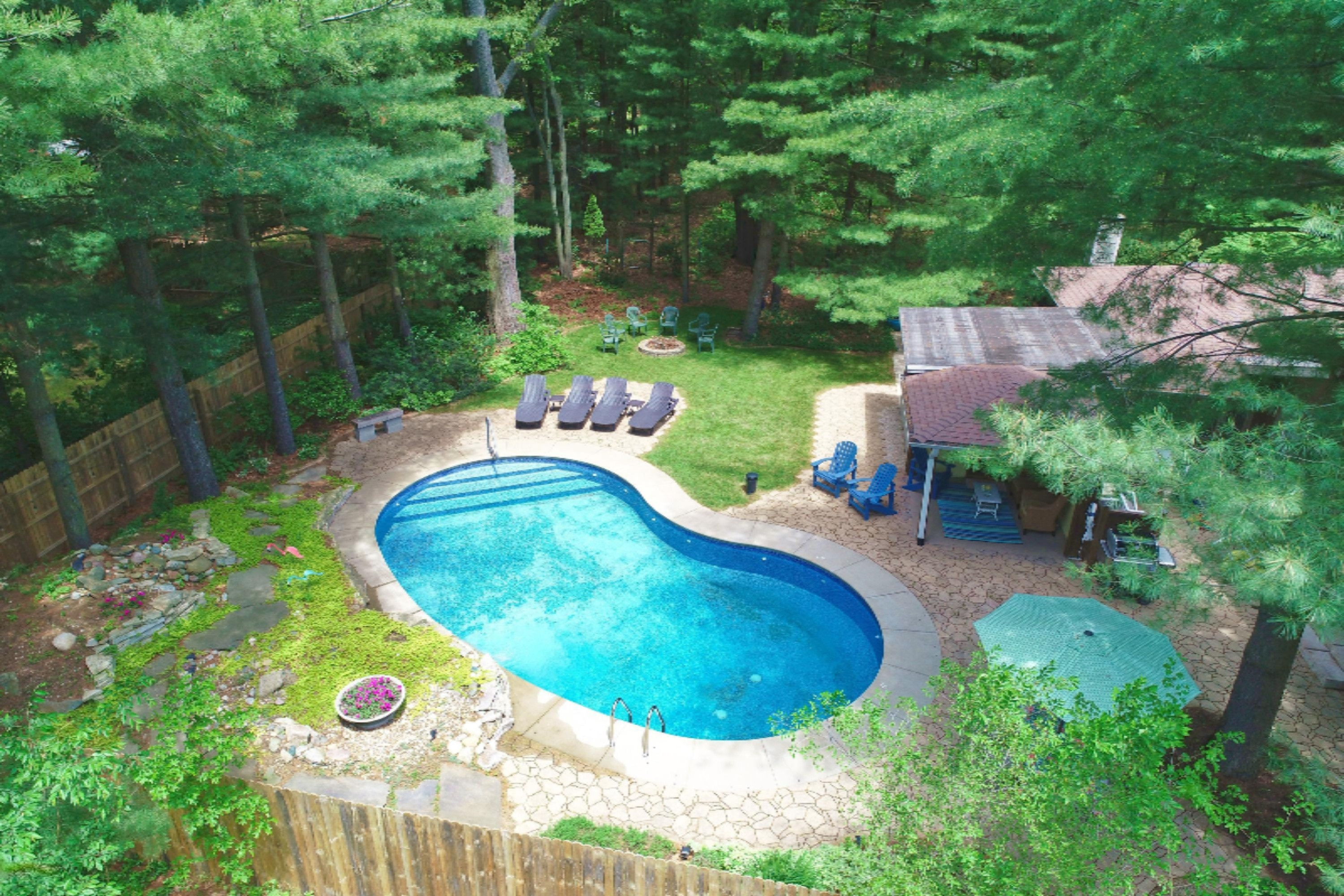 16060 Ruffino Road Union Pier, MI 49129 - Photo 40 of 58 Pool