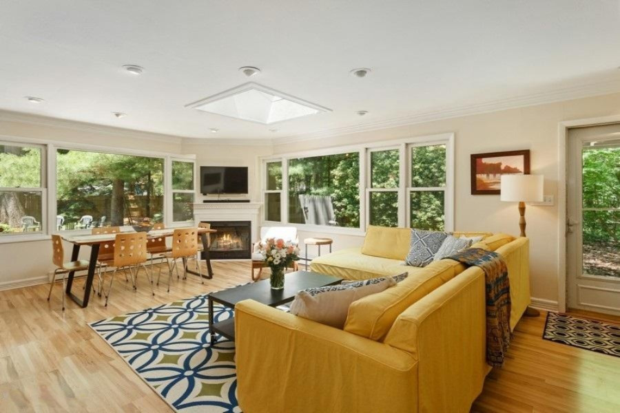 16060 Ruffino Road Union Pier, MI 49129 - Photo 6 of 58 Living Room