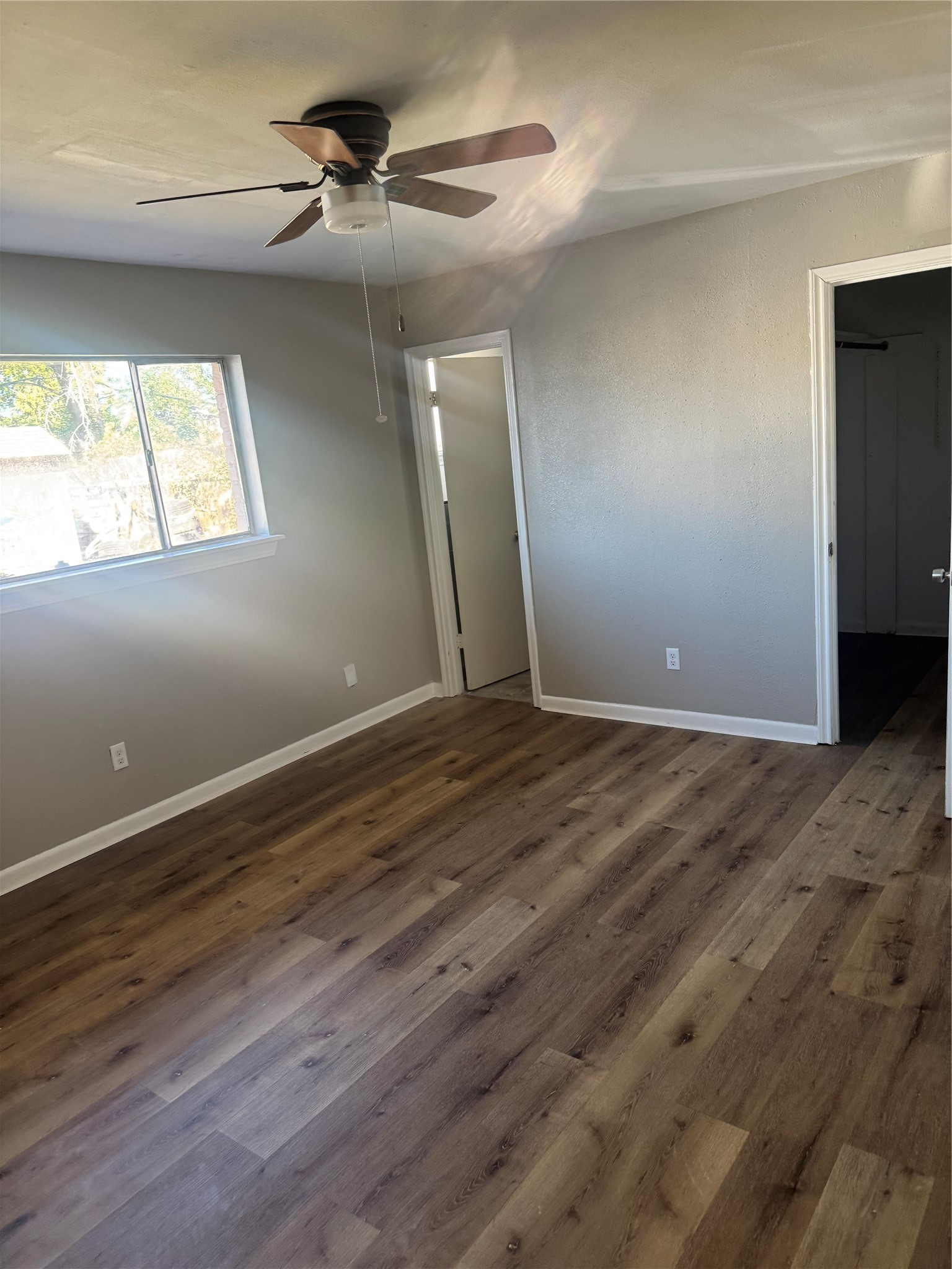 9626 Keegan Road Houston, TX 77099 - Photo 5 of 18 Gallery Image 5